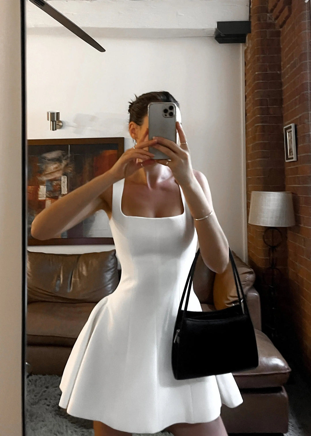 Divi | Robe patineuse à larges bretelles pour femmes