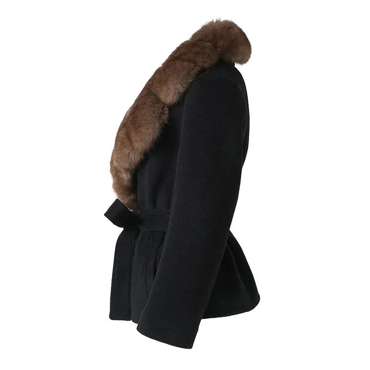 Manteau Ceinturé à Col Douillet
