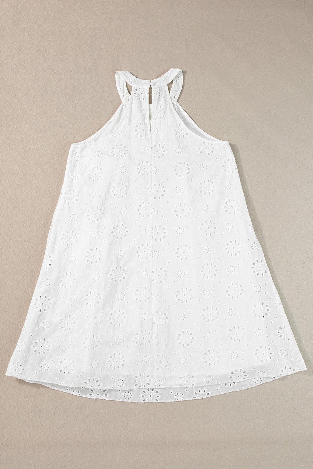 Robe Courte Pureté – Coupe Fluide & Broderie Blanche Romantique