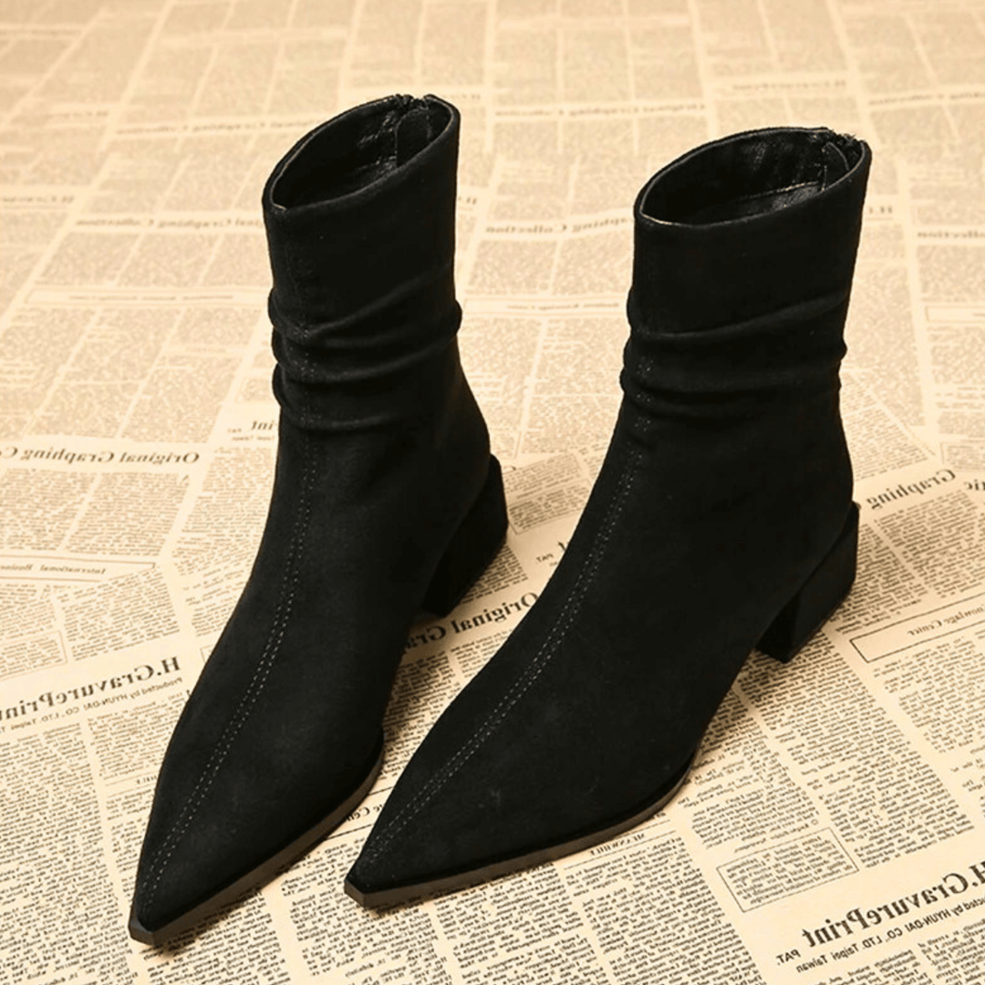 Bottines Drapées à Bout Pointu – Noir