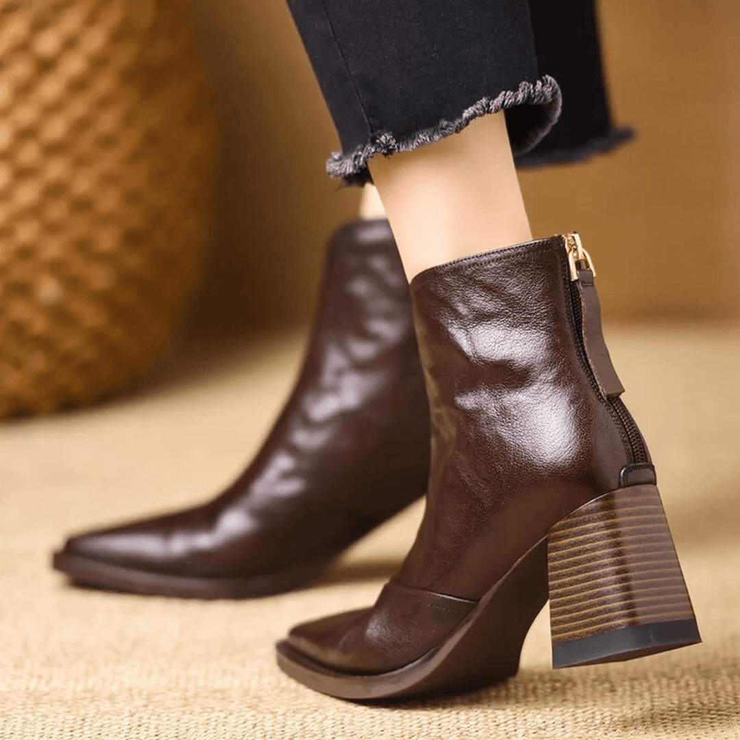 Bottines Minimalistes à Bout Carré