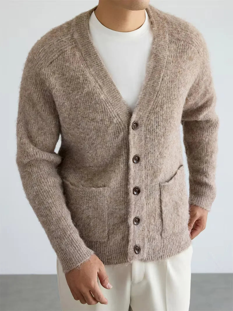 Cardigan Homme Col V Essentiel – Camel Clair
