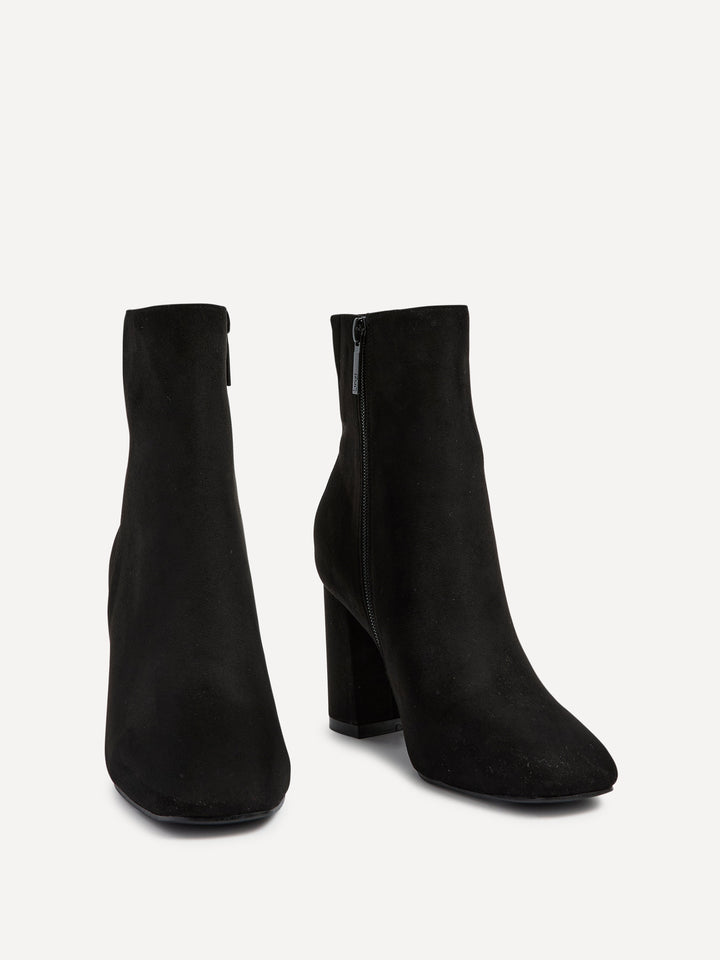 Bottines Noires à Bout Pointu – Noir