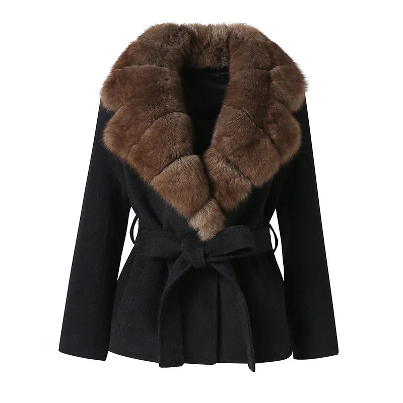 Manteau Ceinturé à Col Douillet