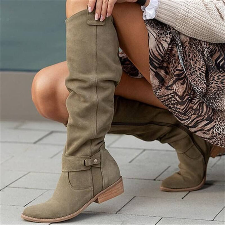 Esra | Bottes Plissées en Suédine avec Bride de Cheville pour Femmes