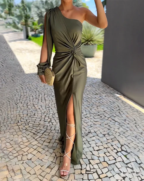 Robe Asymétrique Élégante – Vert Olive & Coupe Fluide Chic