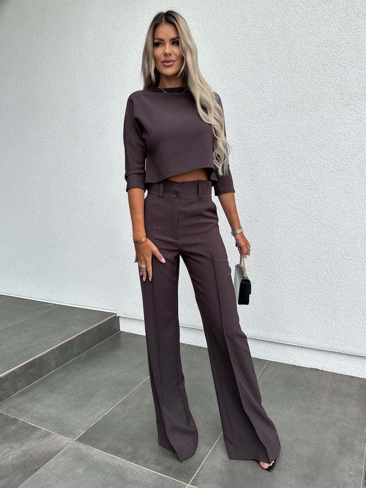 Ensemble Pantalon Évasé et Haut Court | Moderne et Élégant | Look Sophistiqué
