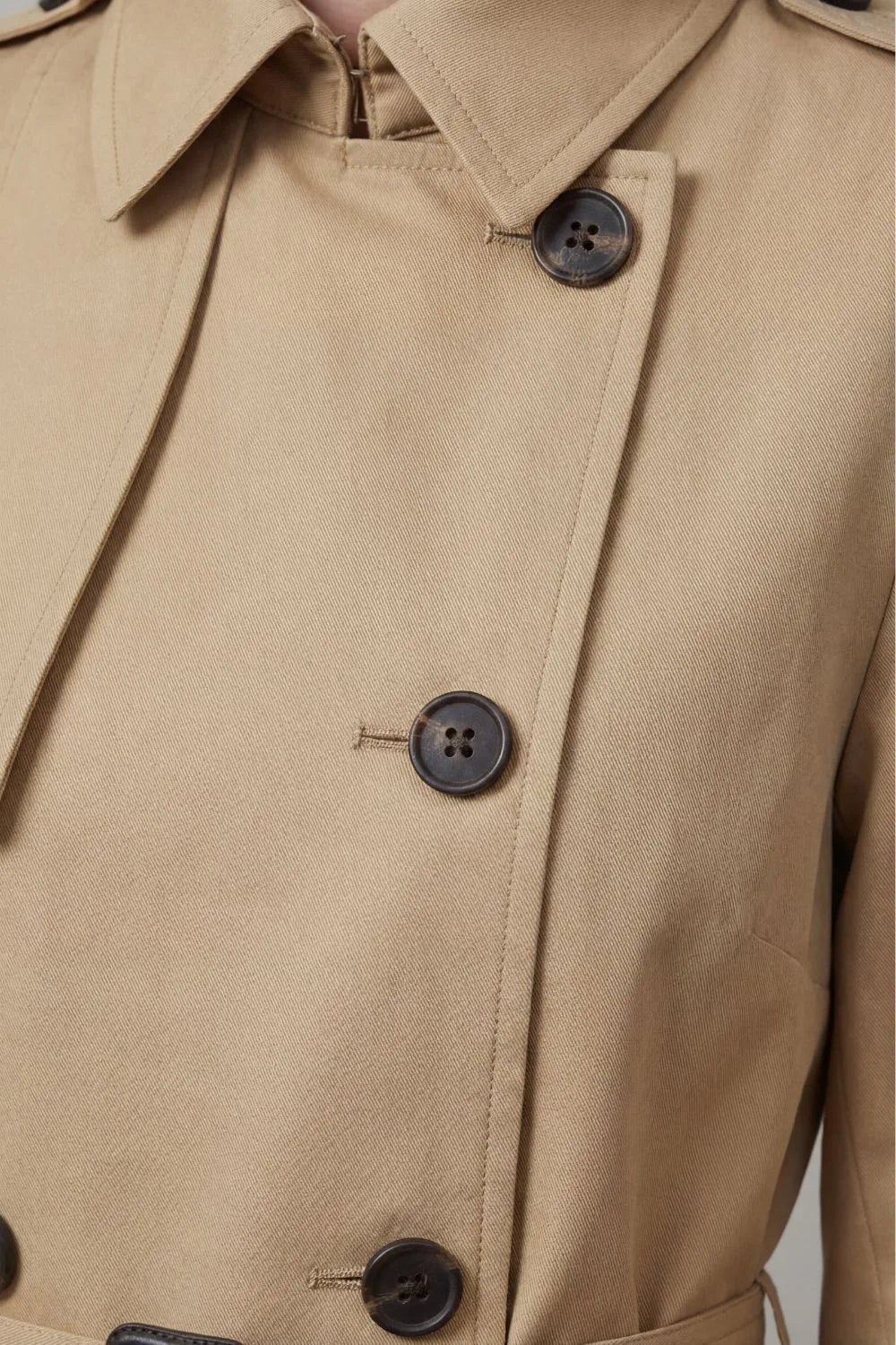Manteau Croisé à Ceinture