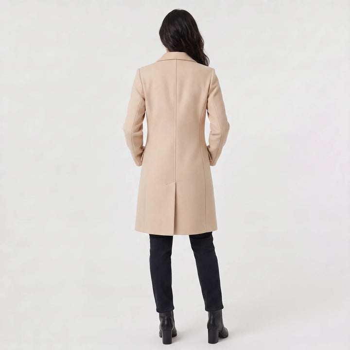 Manteau droit style épuré
