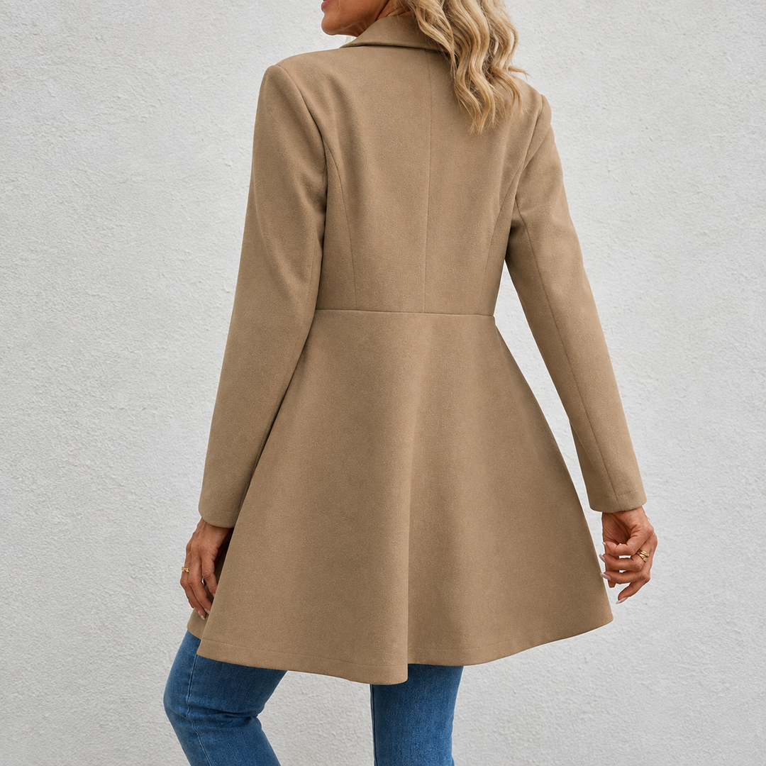 Manteau féminin coupe patineuse