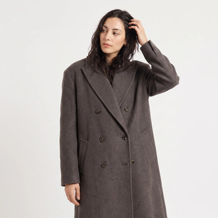 Manteau long croisé structuré
