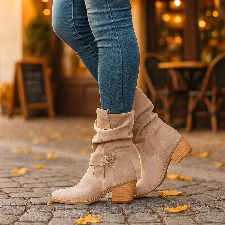 Bottines Souples à Petit Talon – Beige