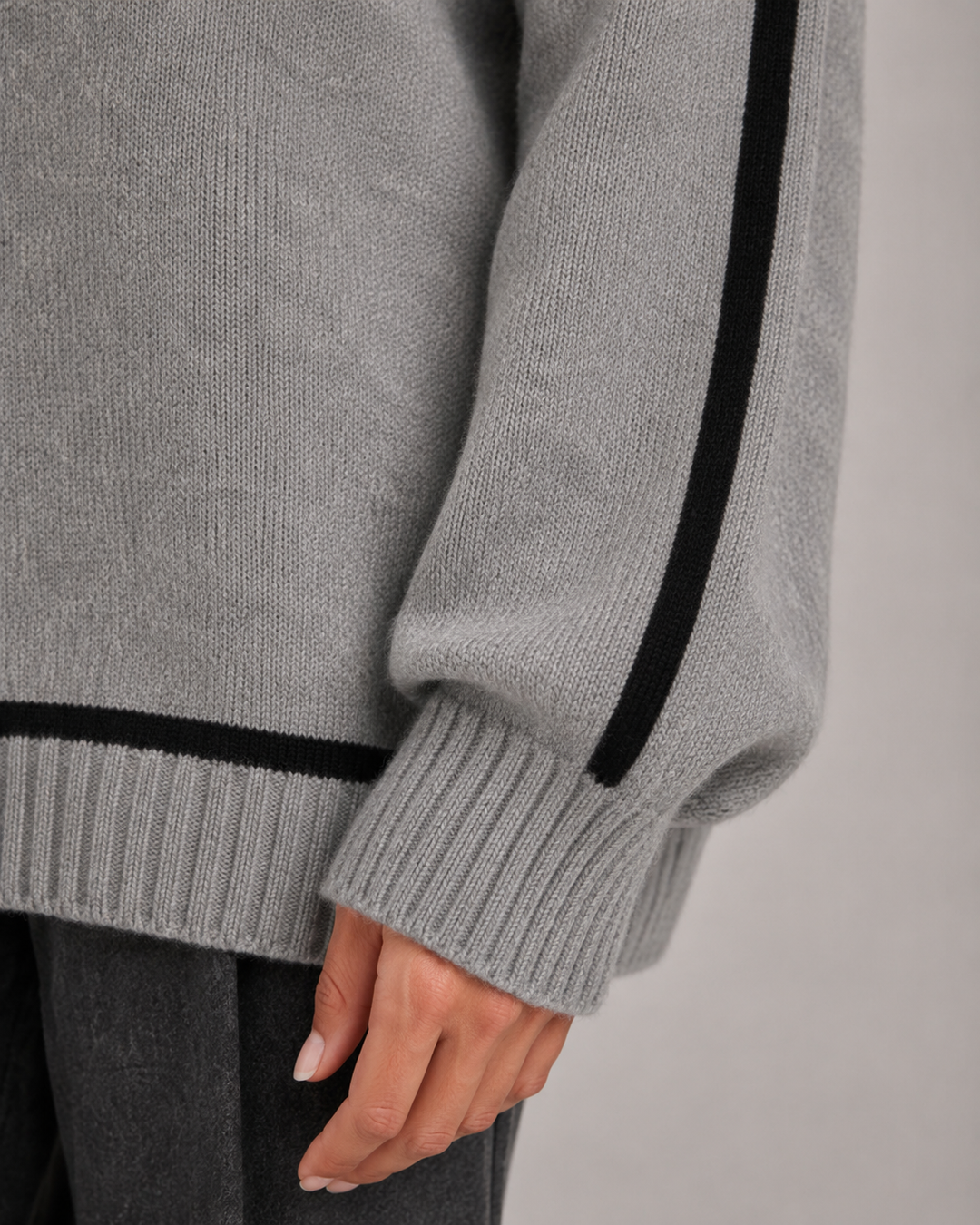 Pull Ample à Bandes Contrastantes