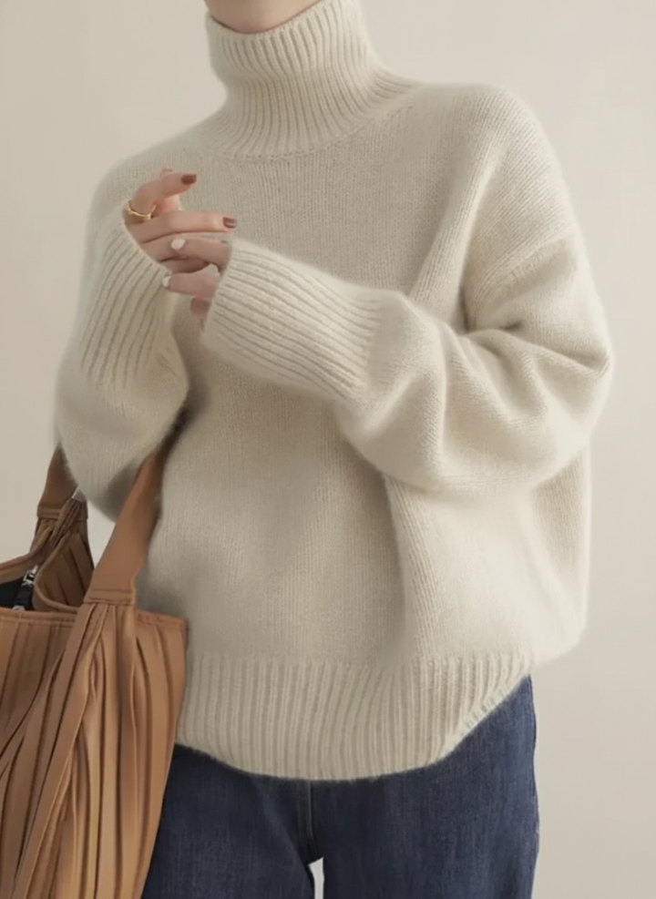 Pull douillet à col enveloppant