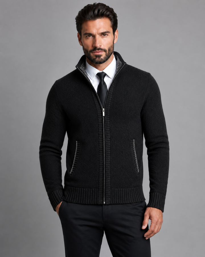 Pull Structuré Col Montant – Noir