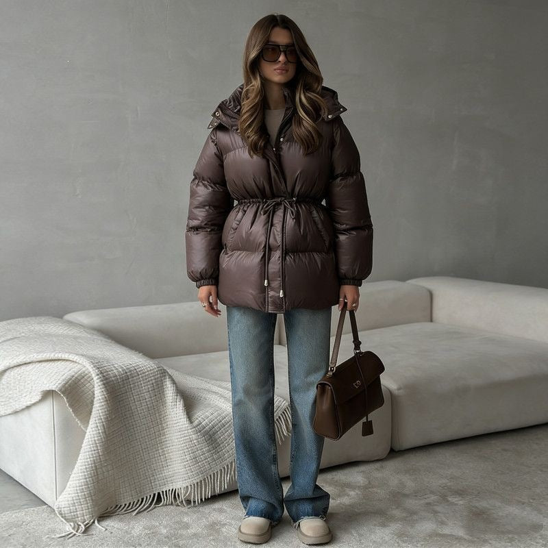 Robe Courte Cintrée à Capuche
