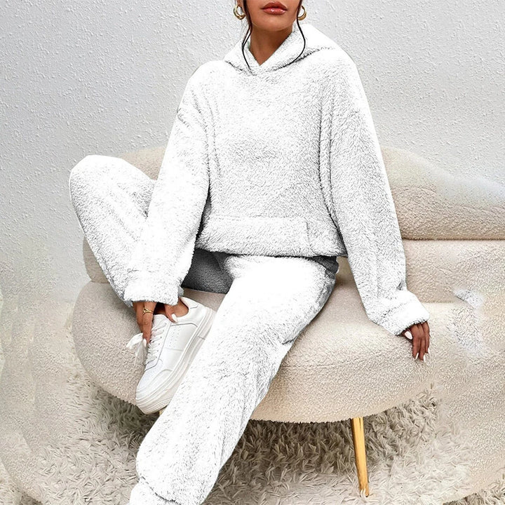 Ensemble Pyjama En Polaire Peluche Pour Femmes Avec Capuche – Tenue Confortable Hiver