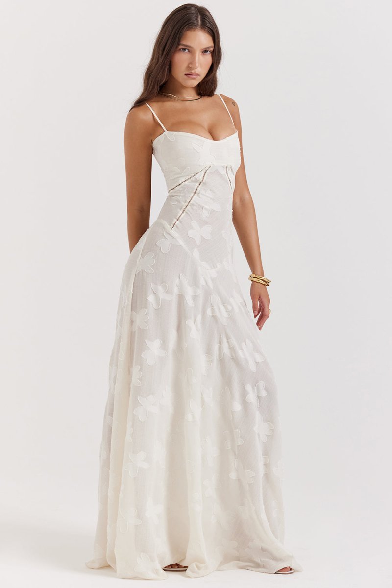 Robe Éclat Élégance – Coupe Fluide & Broderies Florales Chic