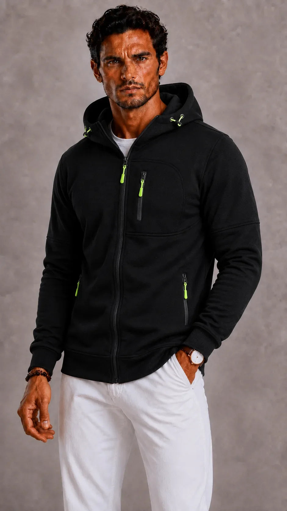 Sweat Zippé Pratique à Capuche – Noir