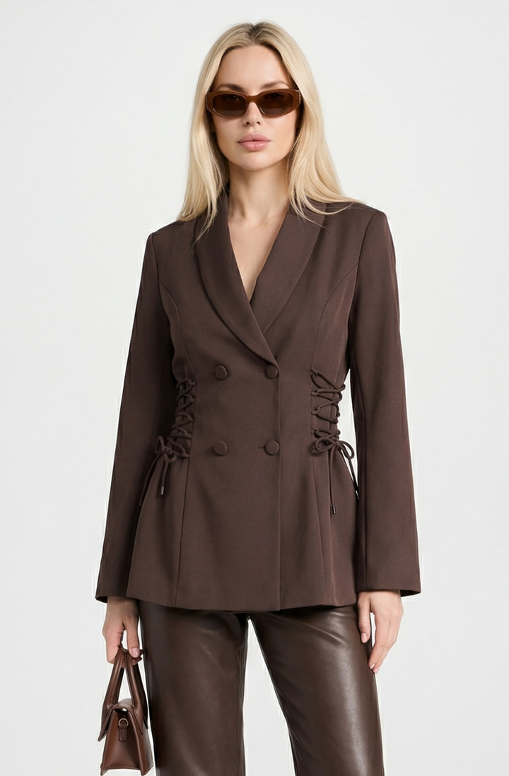Veste Cintrée à Laçage Latéral – Marron