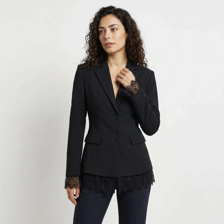 Veste cintrée à détails raffinés – Noir
