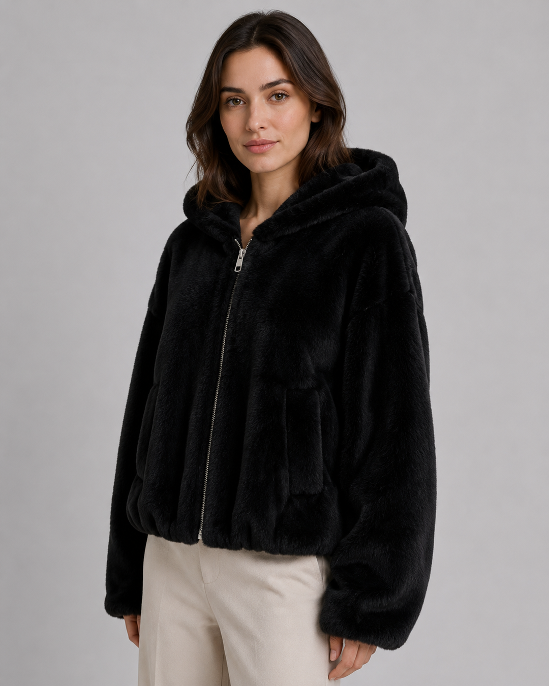 Veste Courte Enveloppante à Capuche