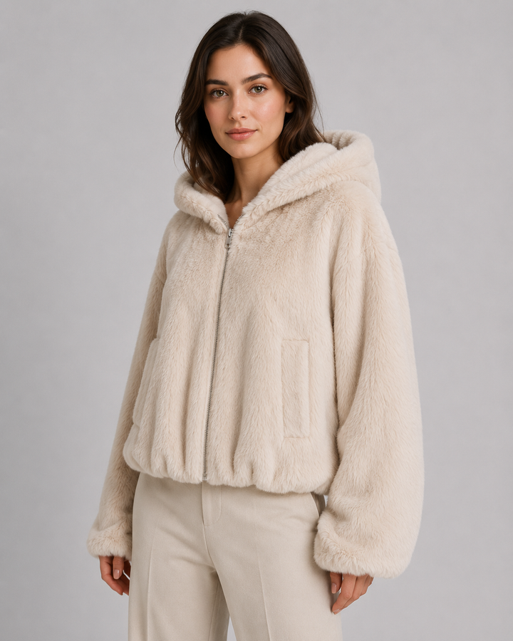 Veste Courte Enveloppante à Capuche – Beige