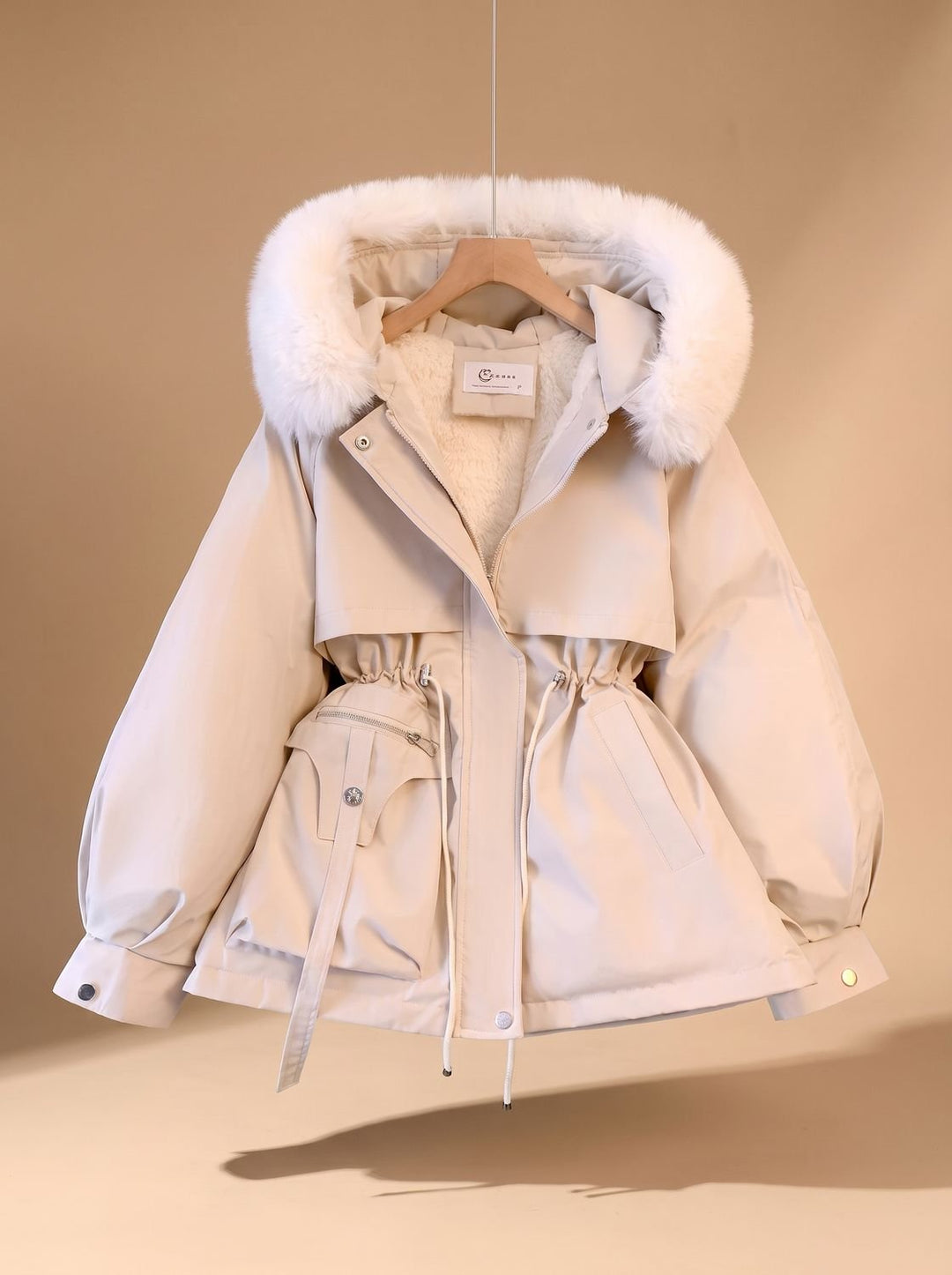 Veste Élégante à Taille Ajustable – Blanc