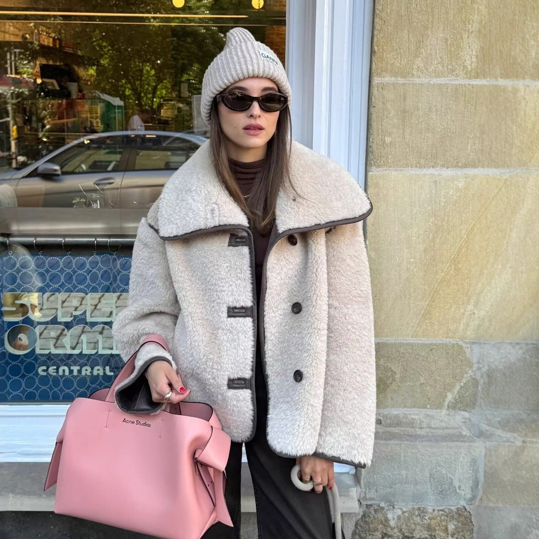 Veste Enveloppante à Bords Contrastés