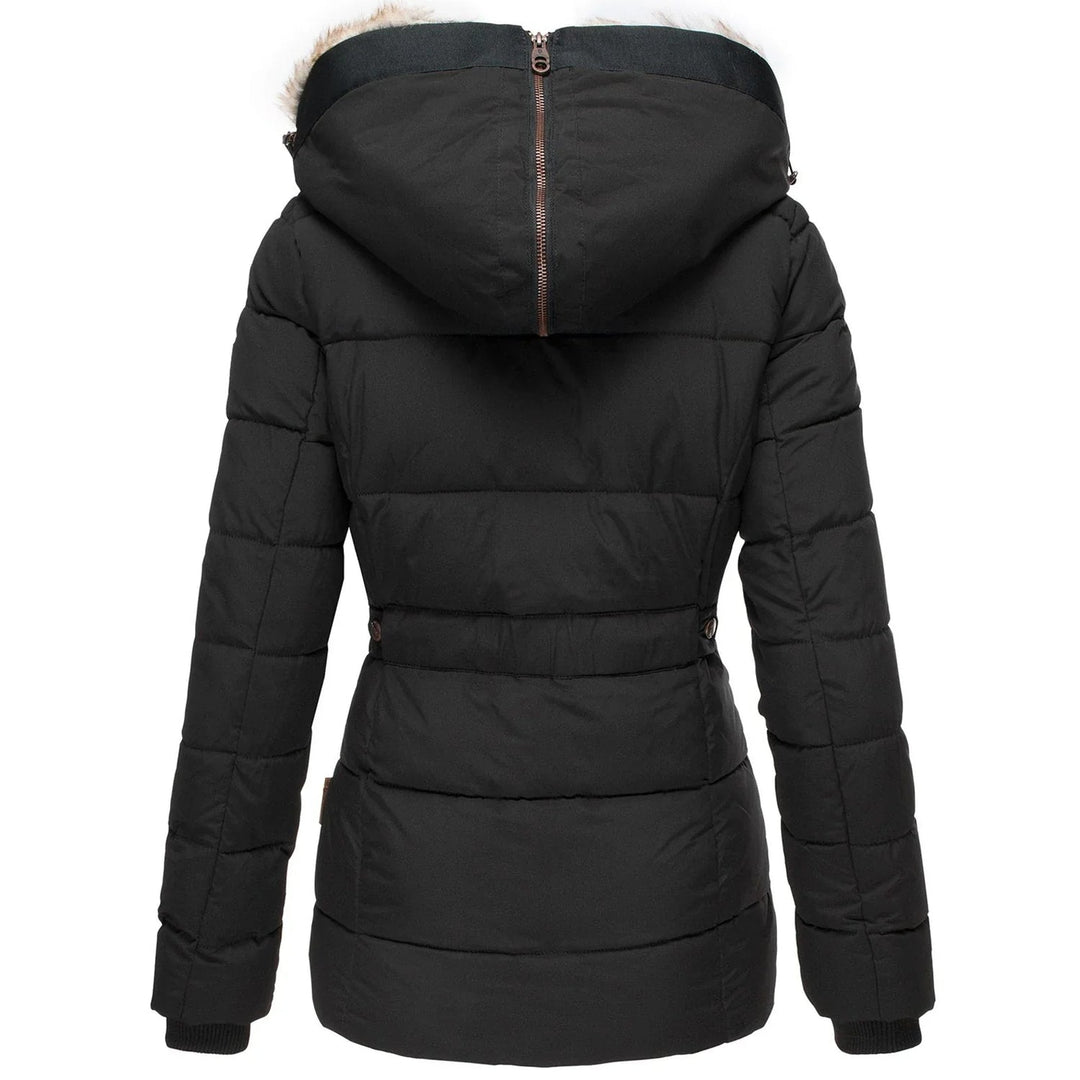 Veste Hivernale Cintrée à Capuche
