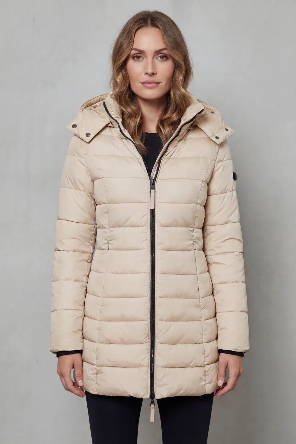 Veste Matelassée Mi-longue à Capuche